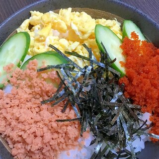 鮭とエビっ子の他人丼